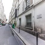 Rent 1 bedroom apartment in Paris