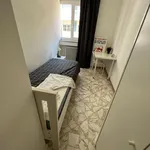 Rent 8 bedroom apartment in Bari