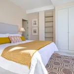 Alquilo 4 dormitorio apartamento de 1378 m² en Seville