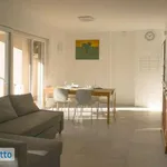 Affitto 3 camera casa di 90 m² in Milan