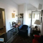 Rent 5 bedroom apartment of 75 m² in Genoa