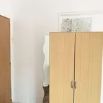 Rent a room in lisbon