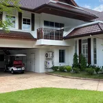 Rent 6 bedroom house of 900 m² in Bangkok