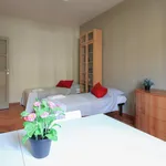 Rent 2 bedroom apartment in Milan