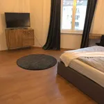 Miete 3 Schlafzimmer wohnung in Frankfurt