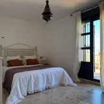 Alquilo 6 dormitorio apartamento de 150 m² en Seville