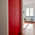 Rent 1 bedroom apartment in Milan