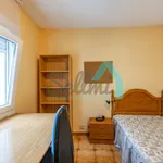 Alquilo 3 dormitorio apartamento de 79 m² en Oviedo