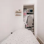 Rent a room in lisbon