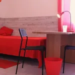 Rent a room of 85 m² in rome