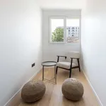 Rent a room of 68 m² in paris