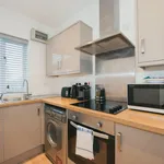 Rent 3 bedroom flat of 49 m² in Cambridge