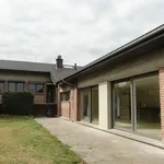 Maison de 2000 m² avec 3 chambre(s) en location à Hal