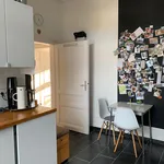 Miete 3 Schlafzimmer wohnung von 82 m² in Frankfurt