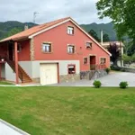 Rent 4 bedroom house in Asturias']