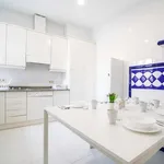 Rent a room of 180 m² in Madrid