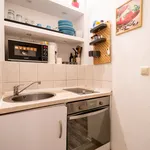 Rent 4 bedroom apartment of 85 m² in Berlin