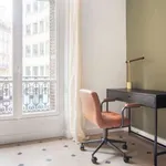 Appartement de 80 m² avec 2 chambre(s) en location à paris