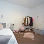 Rent 2 bedroom house in Leeds