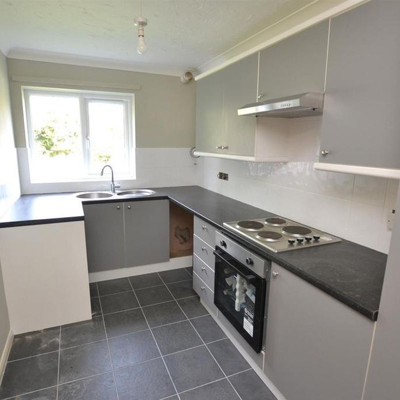 Park Road, Cromer 2 bed flat to rent - £825 pcm (£190 pw) Suffield Park