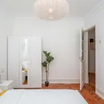 Rent a room in lisbon