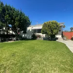 Rent 3 bedroom apartment of 111 m² in San Diego