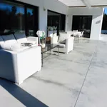 Rent 5 bedroom house of 430 m² in Marbella