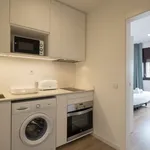 Rent 1 bedroom apartment of 30 m² in Barcelona