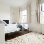 Rent 4 bedroom apartment in South East England