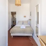 Appartement de 710 m² avec 3 chambre(s) en location à Marseille