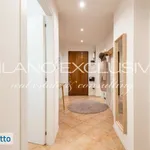 Rent 3 bedroom apartment of 90 m² in Milan