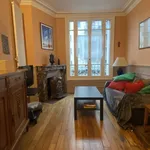 Rent 2 bedroom apartment of 31 m² in Puteaux