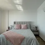 Alquilo 3 dormitorio apartamento de 150 m² en Alicante