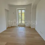 Affitto 5 camera appartamento di 134 m² in Torino