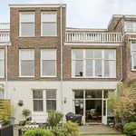 Huur 9 slaapkamer huis van 321 m² in The Hague