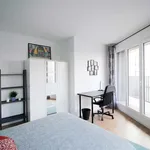 Louez une chambre de 91 m² à Clichy