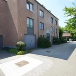 Huur 3 slaapkamer appartement van 166 m² in Ottignies-Louvain-la-Neuve