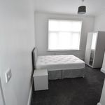 Rent 6 bedroom house in North East England