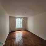 Appartement de 9115 m² avec 4 chambre(s) en location à Paris