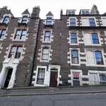 Rent 4 bedroom flat in Scotland