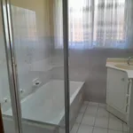 Rent 2 bedroom apartment in Adelaide