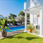 Rent 5 bedroom house of 800 m² in Marbella