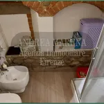 Rent 4 bedroom apartment of 95 m² in Florence