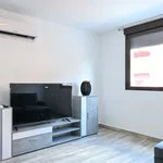 Rent 4 bedroom apartment of 50 m² in Madrid