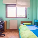 Rent 3 bedroom apartment in Madrid