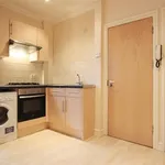 Rent 2 bedroom apartment in Cardiff