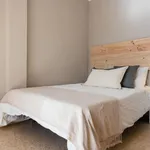 Rent 5 bedroom apartment in Valencia