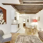 Rent 1 bedroom apartment of 484 m² in Paris