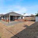 Rent 4 bedroom house in Baldivis