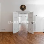 Rent 5 bedroom apartment of 174 m² in Prague